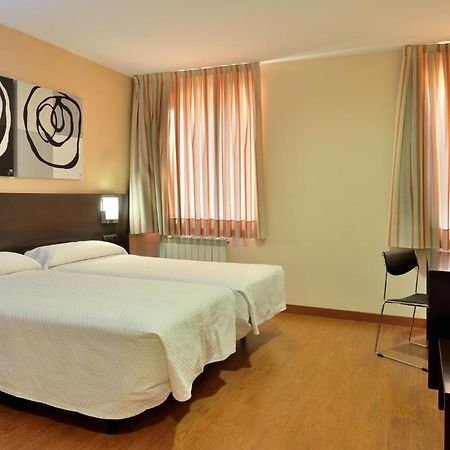 Hotel El Paso Honroso Hospital de Órbigo Oda fotoğraf