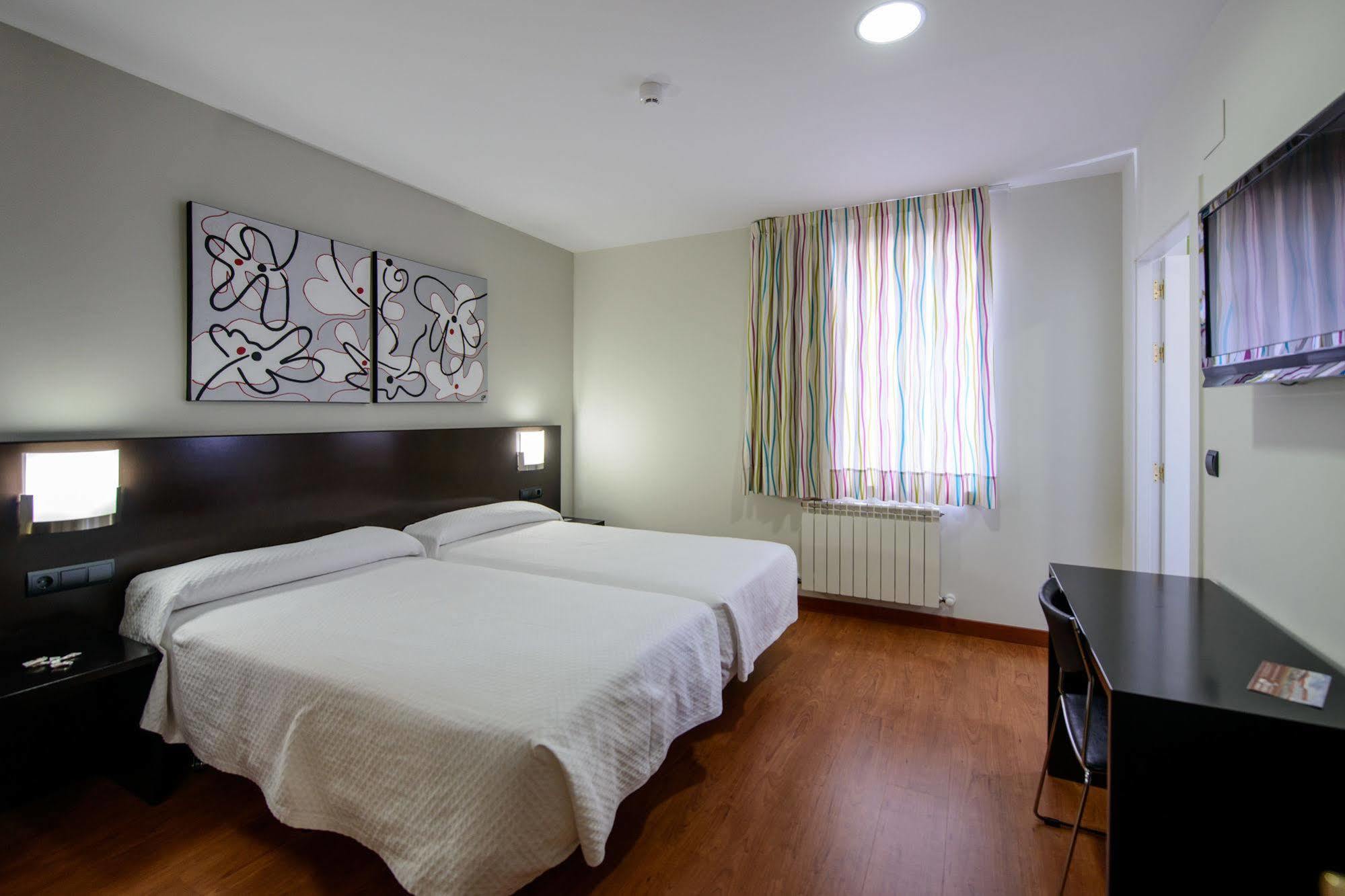Hotel El Paso Honroso Hospital de Órbigo Dış mekan fotoğraf